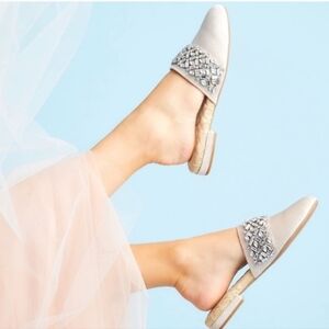 Birdies Songbird Mules in Snow Crystal